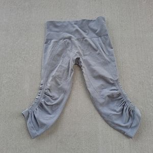 Lululemon capris ,size_6